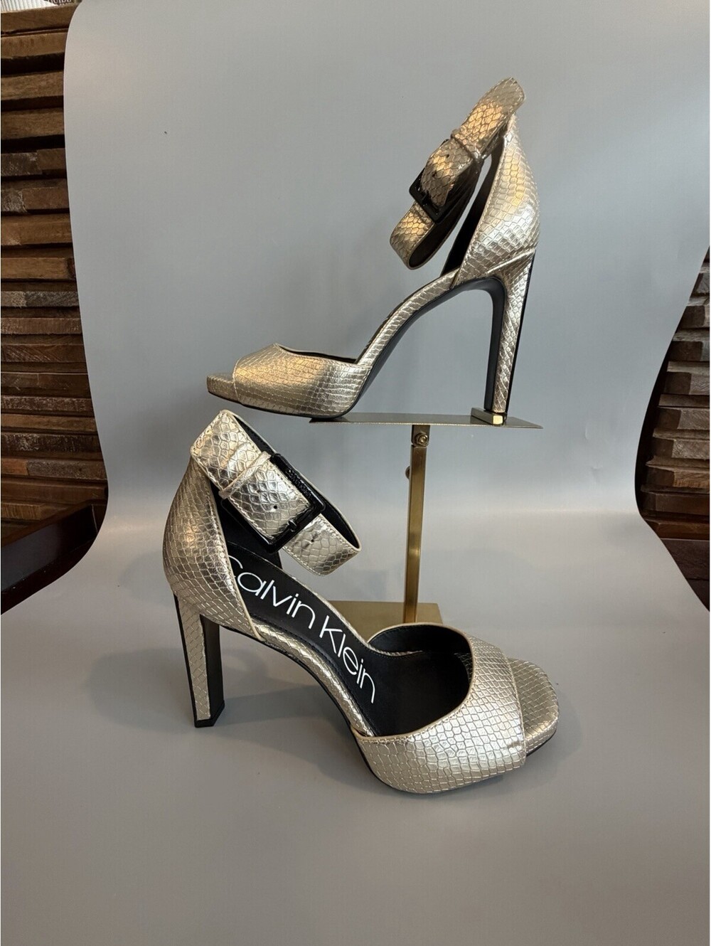 Calvin Klein Marinda Peep Toe Ankle Strap Heels Gold Snake Skin Sz 8/Eu38